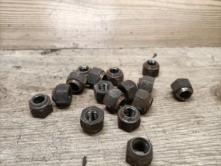 bontott FORD FIESTA V Kerék Csavar Szett