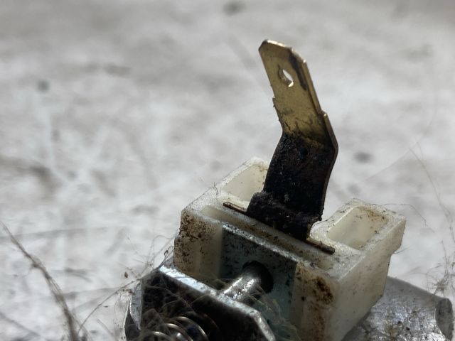 bontott FORD FIESTA V Kézifék Kar