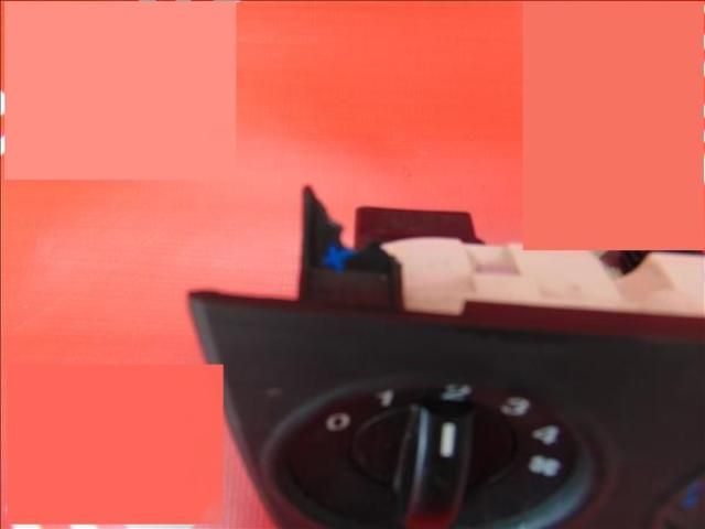 bontott FORD FIESTA V Klíma Kapcsoló