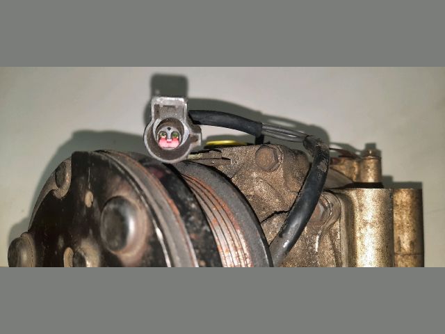 bontott FORD FIESTA V Klímakompresszor