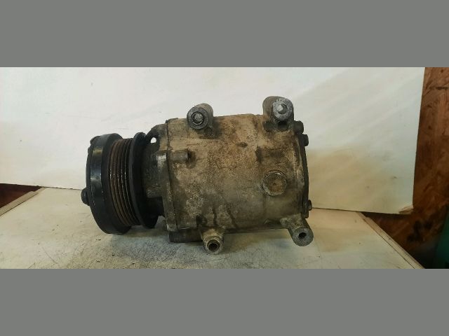 bontott FORD FIESTA V Klímakompresszor