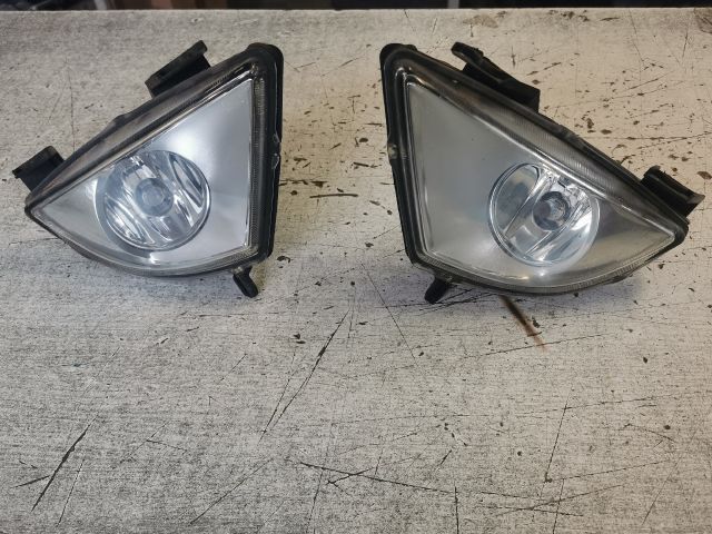 bontott FORD FIESTA V Ködfényszóró (Pozíciófüggetlen)