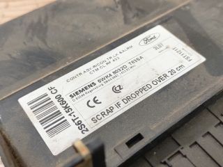 bontott FORD FIESTA V Komfort Elektronika