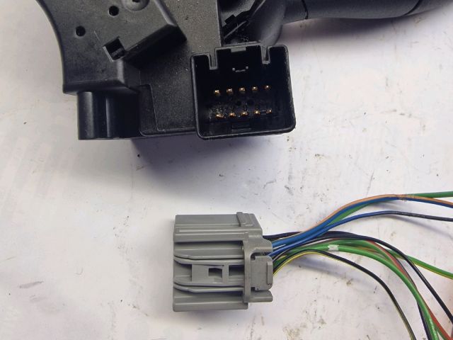 bontott FORD FIESTA V Komplett Kormánykapcsoló (Bajuszkapcsoló)