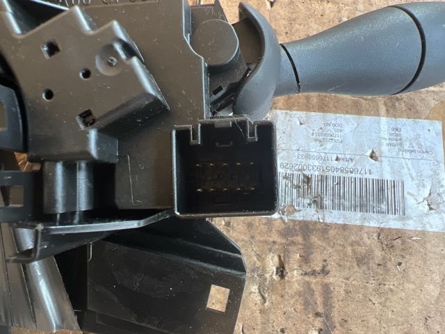 bontott FORD FIESTA V Komplett Kormánykapcsoló (Bajuszkapcsoló)