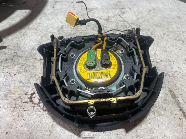 bontott FORD FIESTA V Kormánylégzsák