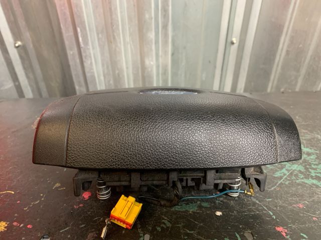 bontott FORD FIESTA V Kormánylégzsák