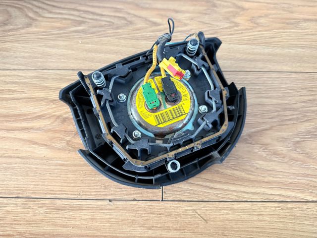 bontott FORD FIESTA V Kormánylégzsák