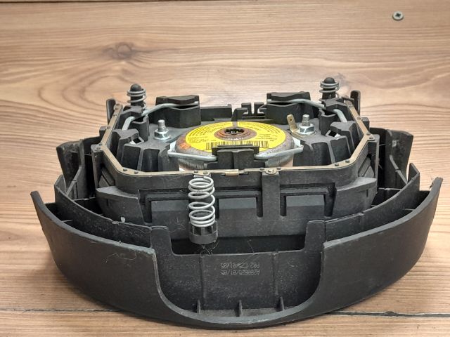 bontott FORD FIESTA V Kormánylégzsák