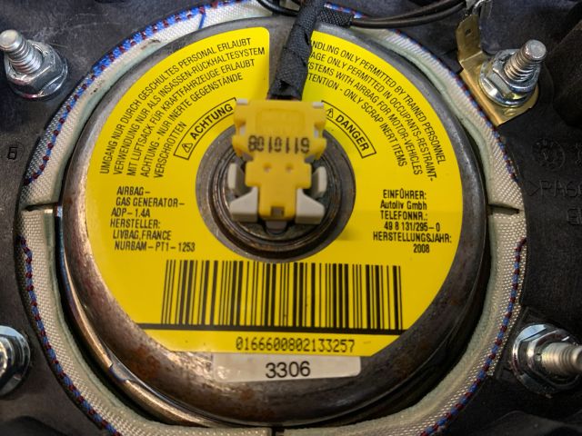 bontott FORD FIESTA V Kormánylégzsák