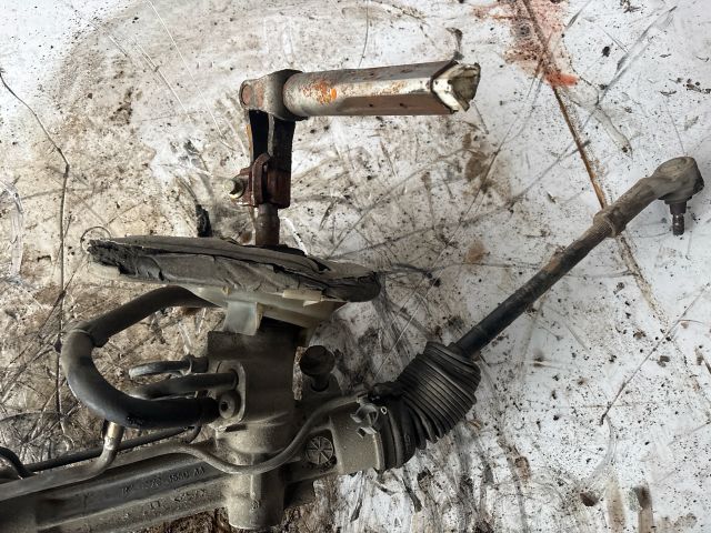 bontott FORD FIESTA V Kormánymű Szervós