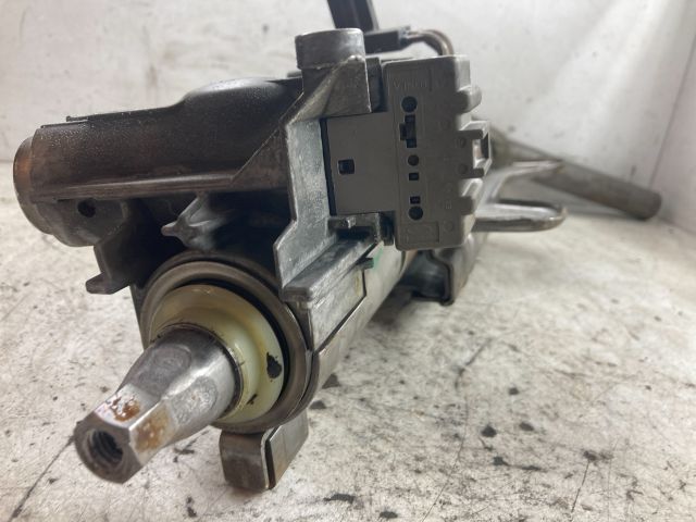 bontott FORD FIESTA V Kormányoszlop