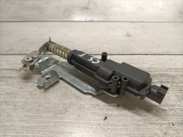 bontott FORD FIESTA V Központizár Motor Csomagtérajtó