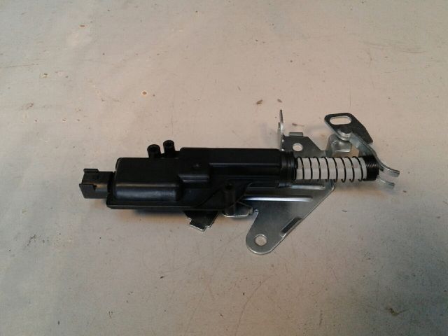 bontott FORD FIESTA V Központizár Motor Csomagtérajtó