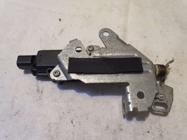 bontott FORD FIESTA V Központizár Motor Tankajtó