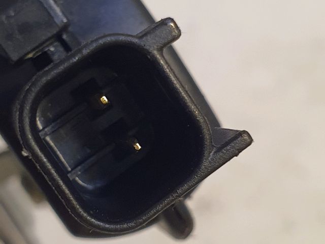 bontott FORD FIESTA V Központizár Motor Tankajtó