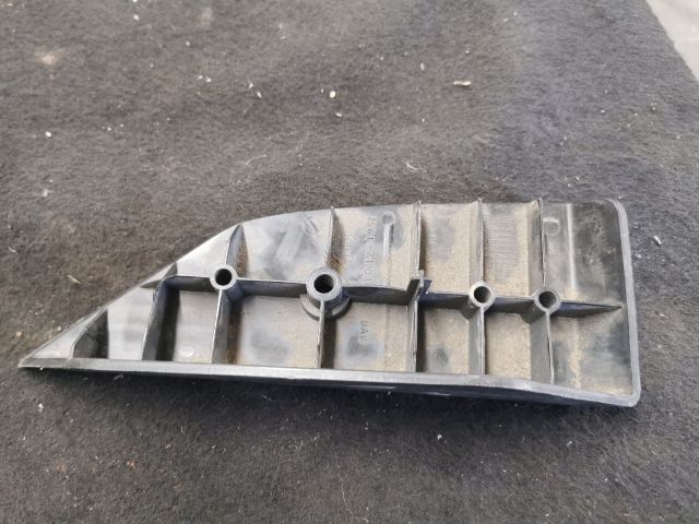 bontott FORD FIESTA V Lábtámasz Burkolat