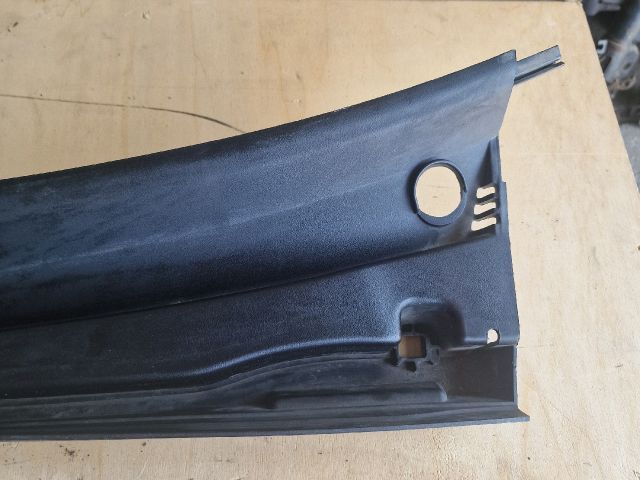 bontott FORD FIESTA V Levélrács