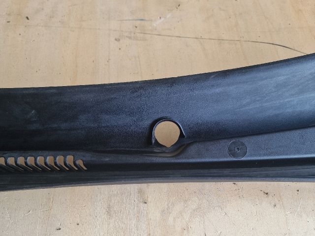 bontott FORD FIESTA V Levélrács