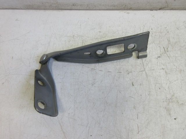 bontott FORD FIESTA V Motorháztető Jobb Zsanér