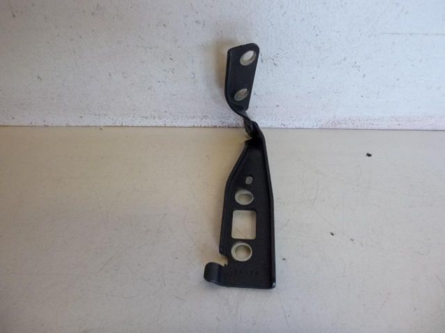 bontott FORD FIESTA V Motorháztető Jobb Zsanér