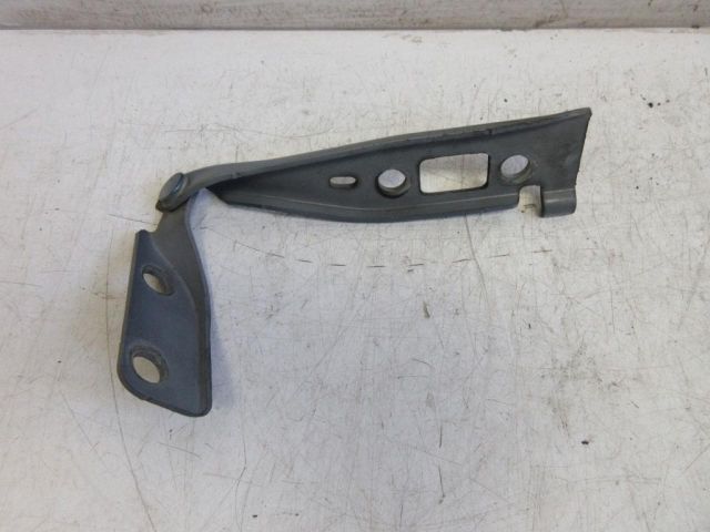 bontott FORD FIESTA V Motorháztető Jobb Zsanér