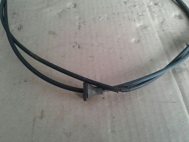 bontott FORD FIESTA V Motorháztető Nyitó Bowden