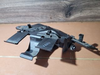 bontott FORD FIESTA V Motorháztető Nyitó Kar / Gomb