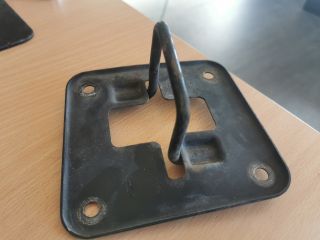 bontott FORD FIESTA V Motorháztető Zár Tartó Konzol