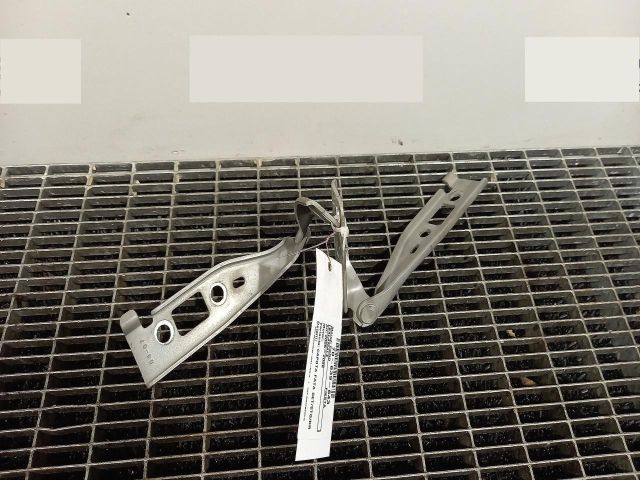 bontott FORD FIESTA V Motorháztető Zsanér Pár