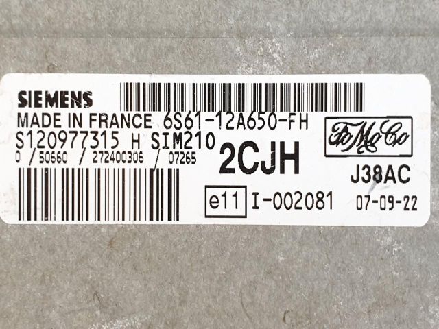 bontott FORD FIESTA V Motorvezérlő