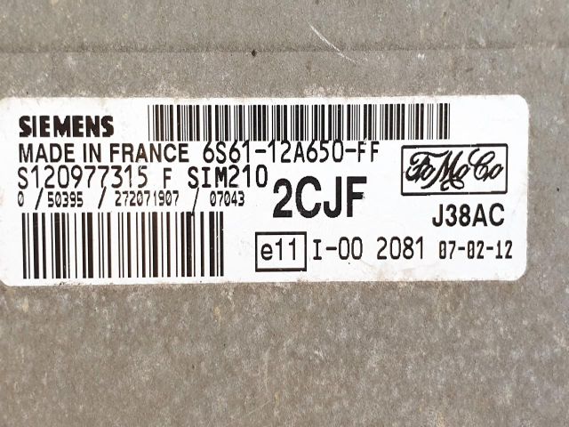 bontott FORD FIESTA V Motorvezérlő