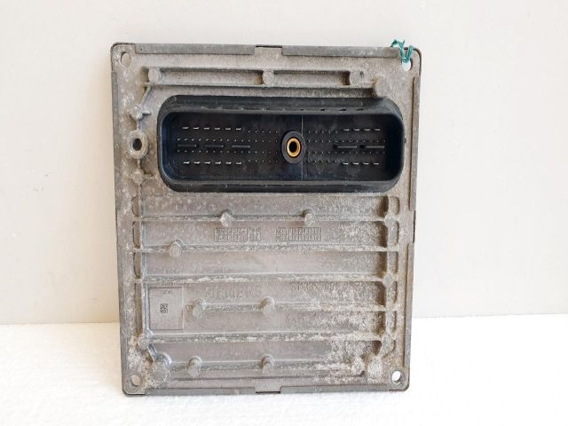 bontott FORD FIESTA V Motorvezérlő