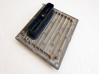 bontott FORD FIESTA V Motorvezérlő