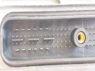 bontott FORD FIESTA V Motorvezérlő