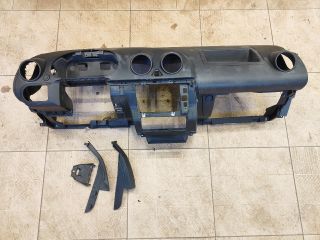 bontott FORD FIESTA V Műszerfal Héj