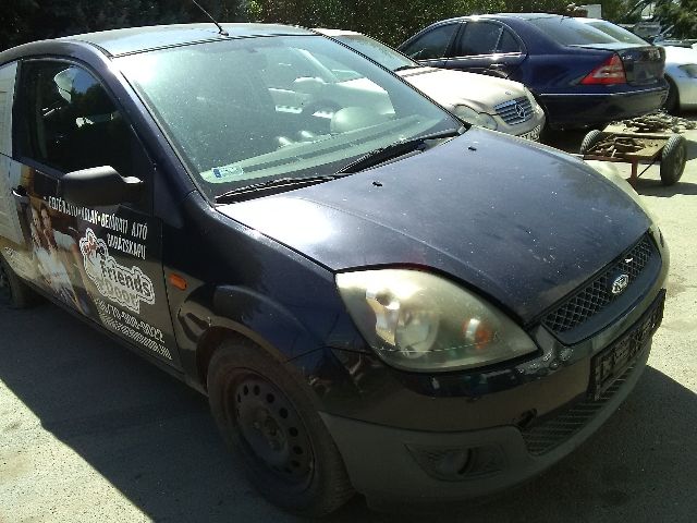 bontott FORD FIESTA V Műszerfal Héj