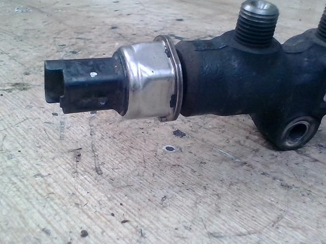 bontott FORD FIESTA V Nyomásszabályzó Szelep