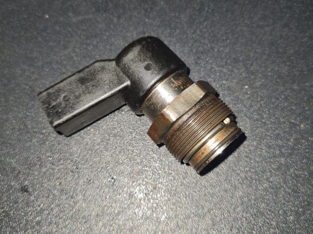 bontott FORD FIESTA V Porlasztó Elektronika