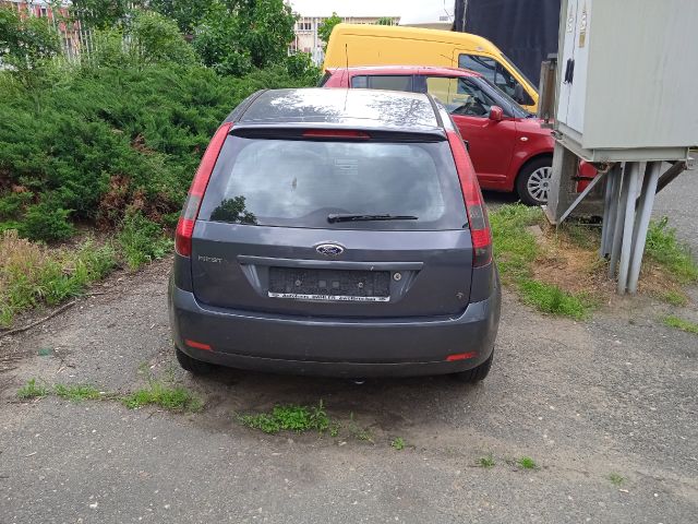 bontott FORD FIESTA V Pótféklámpa