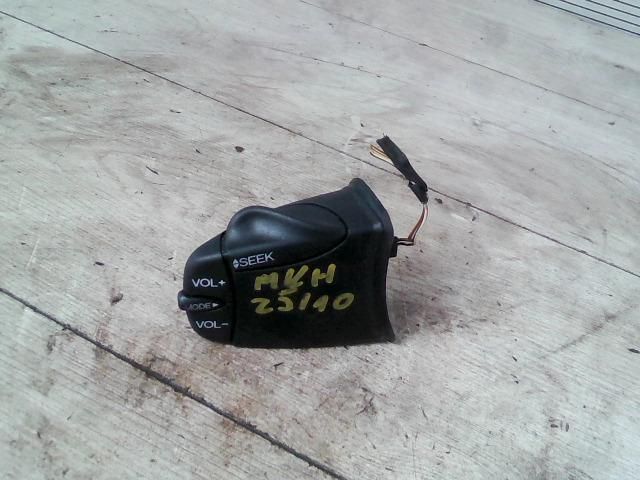 bontott FORD FIESTA V Rádió / CD Kapcsoló