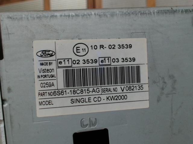 bontott FORD FIESTA V Rádió / CD