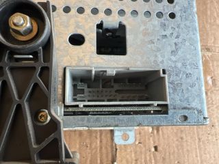 bontott FORD FIESTA V Rádió / CD