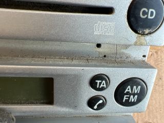 bontott FORD FIESTA V Rádió / CD