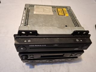 bontott FORD FIESTA V Rádió / CD