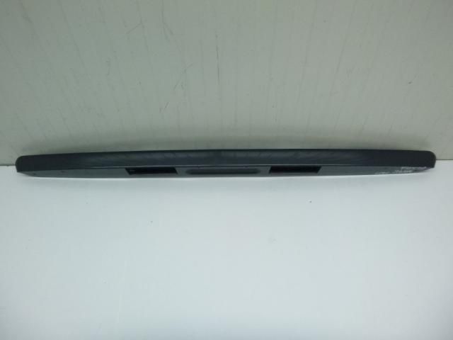 bontott FORD FIESTA V Rendszámtábla Világítás Keret