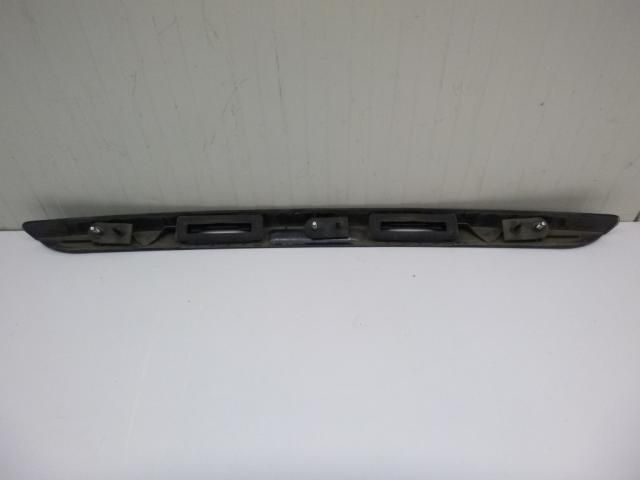 bontott FORD FIESTA V Rendszámtábla Világítás Keret