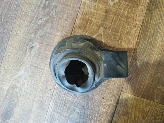 bontott FORD FIESTA V Tankajtó