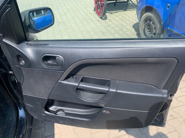 bontott FORD FIESTA V Ülés Szett