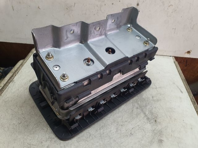 bontott FORD FIESTA V Utasoldali Légzsák